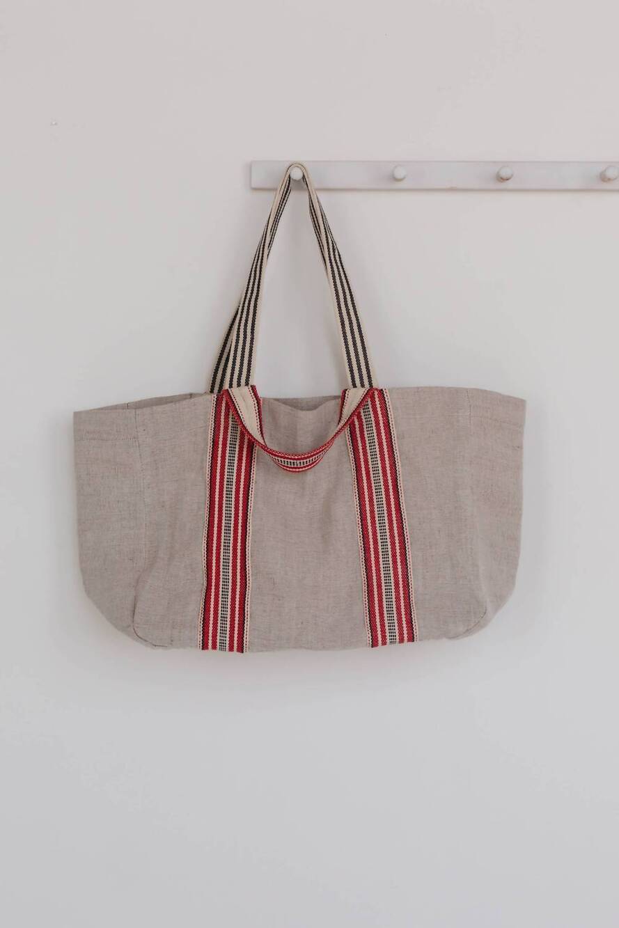 NEW WILL & ATLAS women's dual handle shoulder bag in red